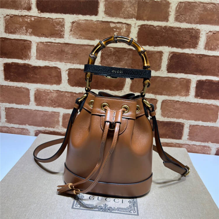 Gucci Diana Mini Bucket Bag - Onlinefakes