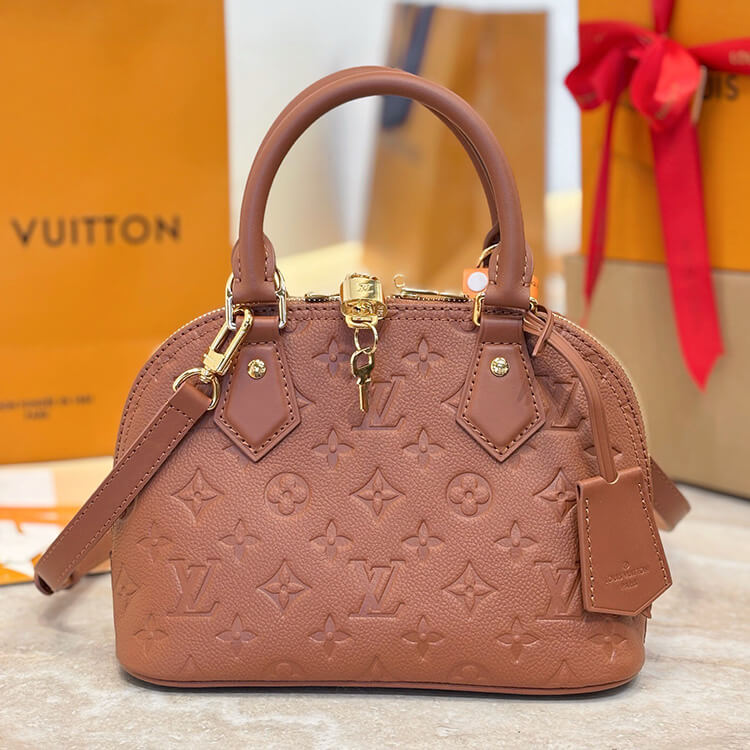 Replica LV Alma BB M28661 (2)