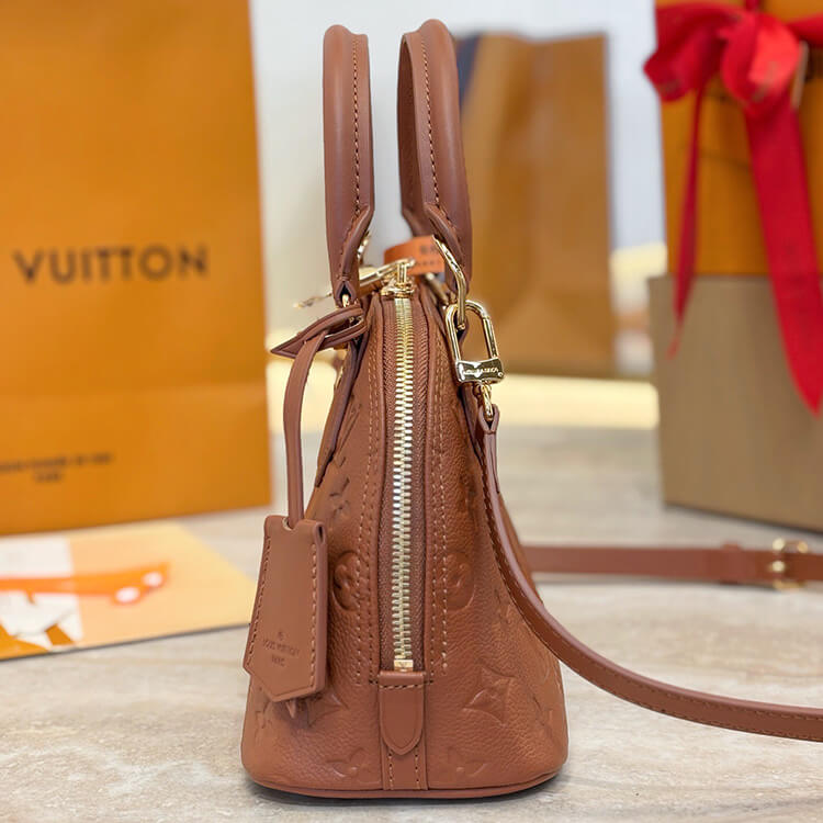 Replica LV Alma BB M28661 (3)
