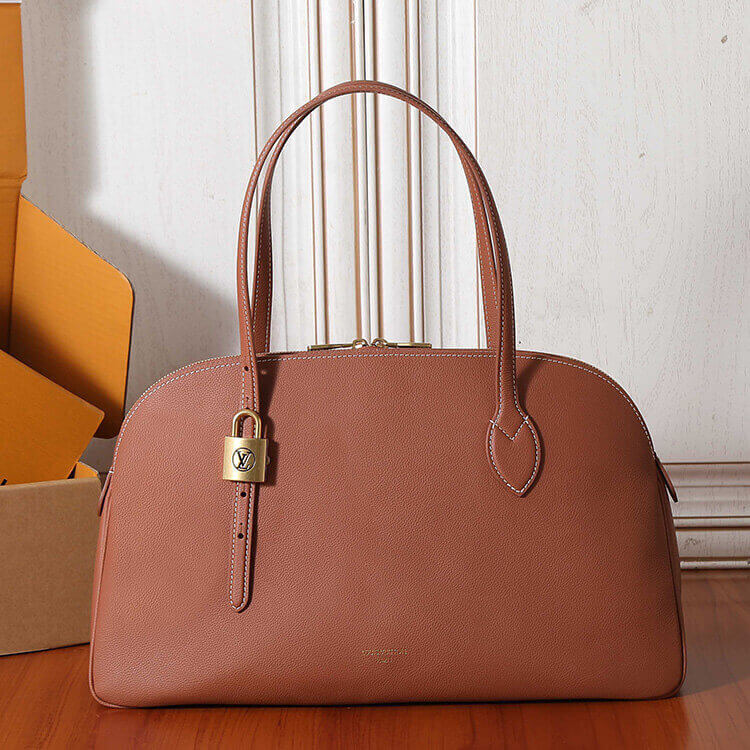 Replica LV Low Key Duffle Tote M26688 (2)
